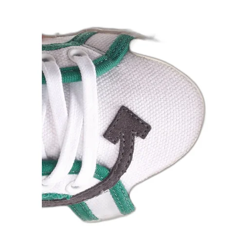 Off-White Vulcanized Low-Top Sneakers