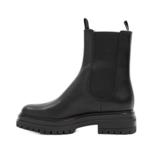Gianvito Rossi Chester Round Toe Ankle Boots
