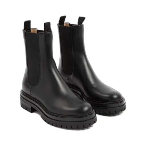 Gianvito Rossi Chester Round Toe Ankle Boots