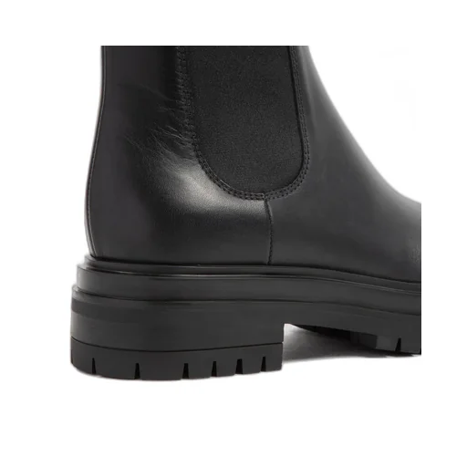 Gianvito Rossi Chester Round Toe Ankle Boots