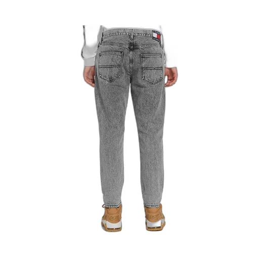 Straight Jeans
