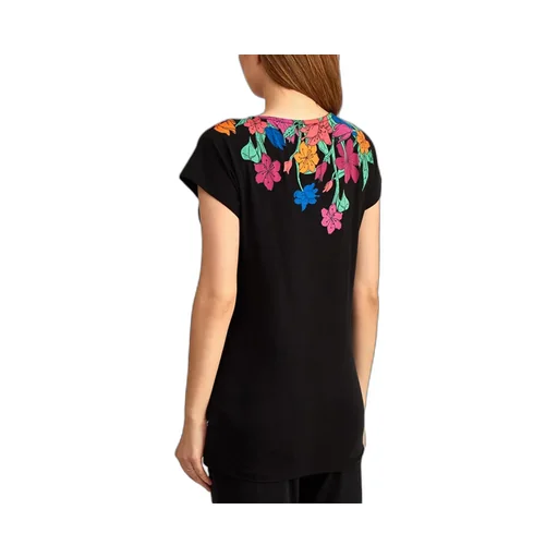 Short-Sleeved T-Shirt