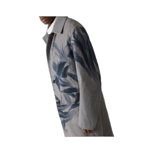 Long-Sleeved Windbreaker Jacket