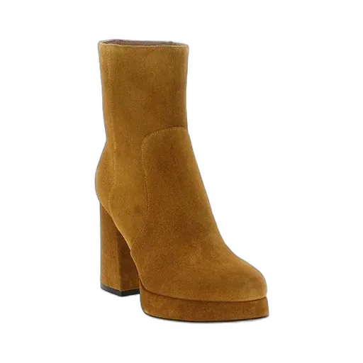 Round-Toed Ankle Boots