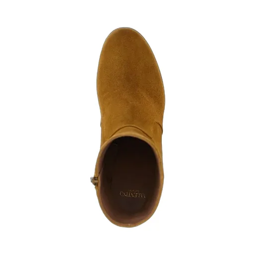 Round-Toed Ankle Boots