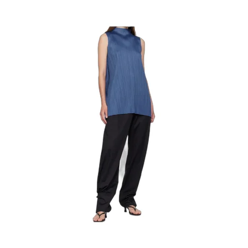 Pleated Sleeveless Top