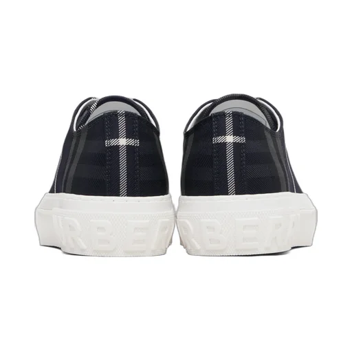 Check Sneakers