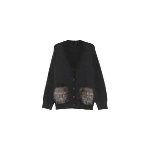 Long-Sleeved Knitwear