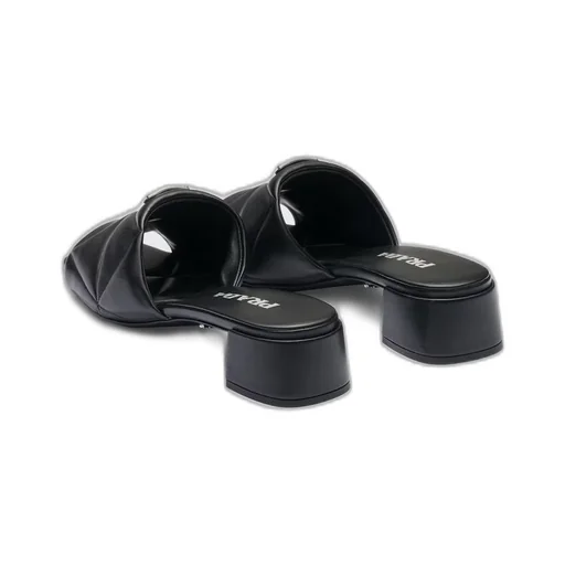 Quilted nappa leather slides