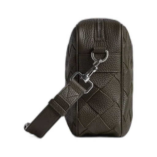 Medium Intrecciato Camera Bag