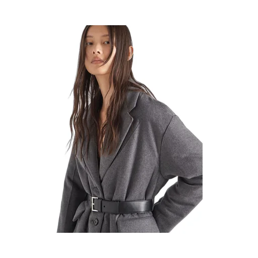 Single-breasted belted cashmere coat