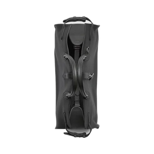 Large tote bag with hook closure