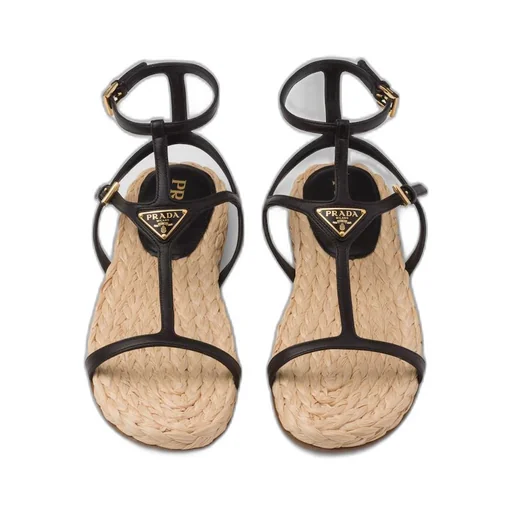 Flat nappa leather sandals