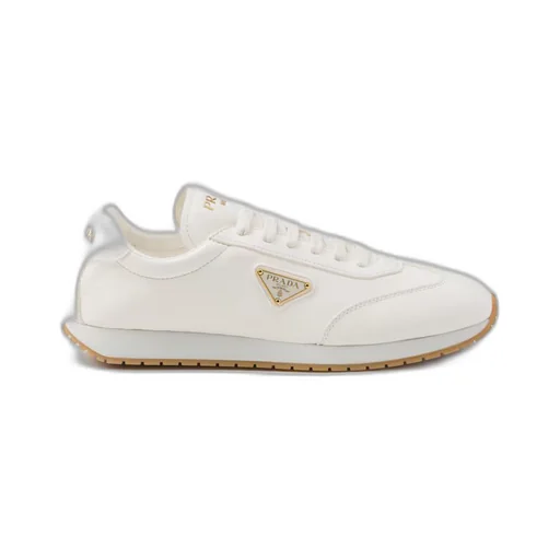 Leather sneakers