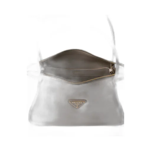 Medium leather handbag
