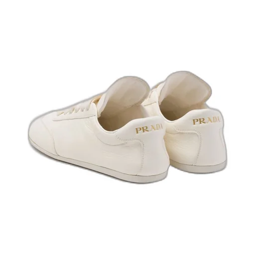 Leather sneakers
