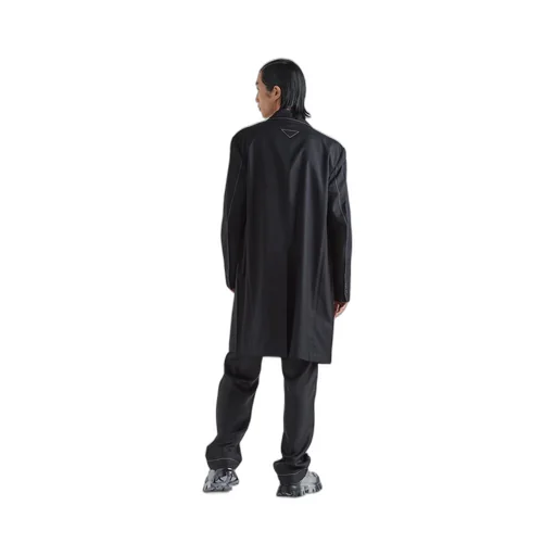 Single-breasted wool coat