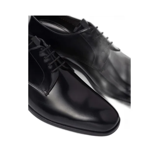 Brushed leather derby shoes