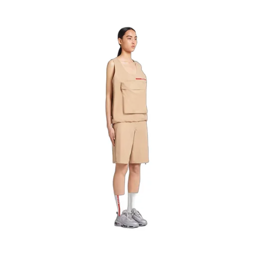 Technical fabric top with large pocket