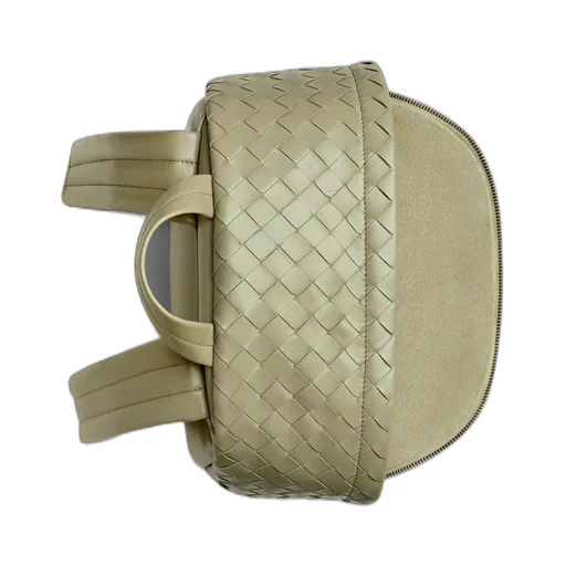 Medium Intrecciato Backpack