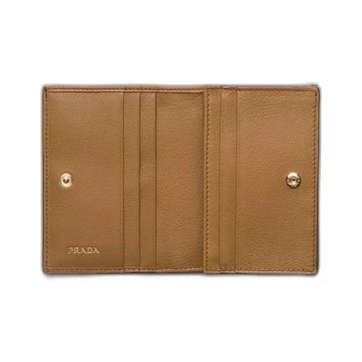 Small leather wallet