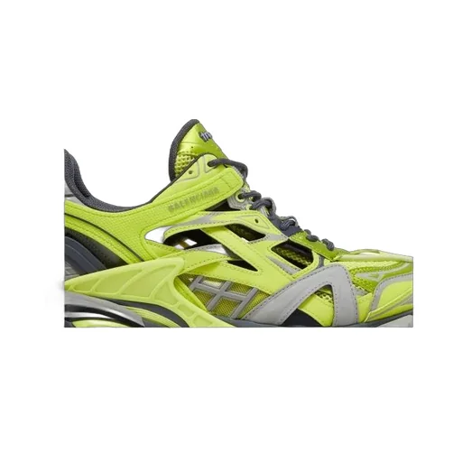 Track.2 Sneaker