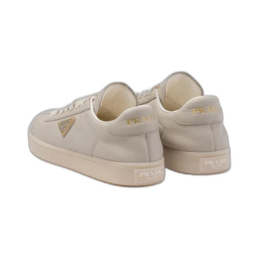 Leather sneakers