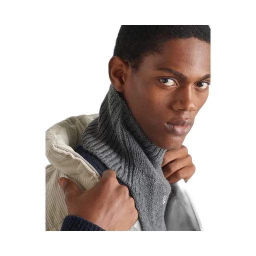 Cashmere dickey