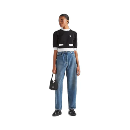 High-waisted denim jeans