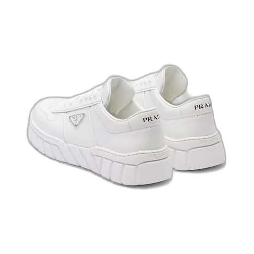 Leather sneakers