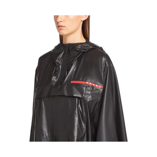 Light Re-Nylon cape