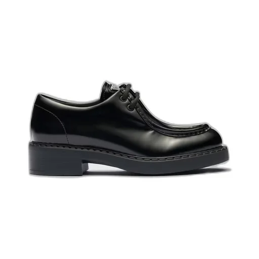 Brushed leather lace-up shoes
