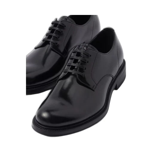 Brushed leather lace-up shoes