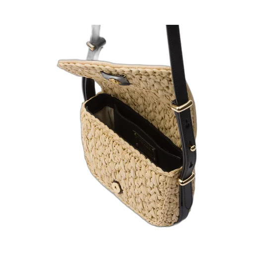 Crochet and leather shoulder bag