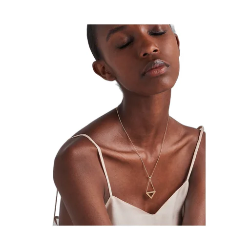 Eternal Gold cut-out pendant necklace in yellow gold