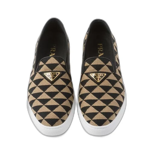 Embroidered fabric slip-on shoes