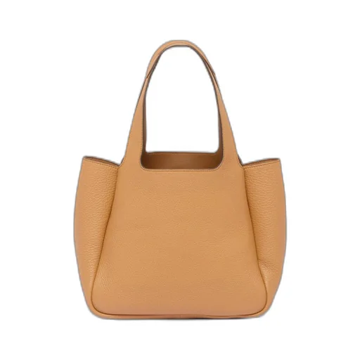 Medium leather tote