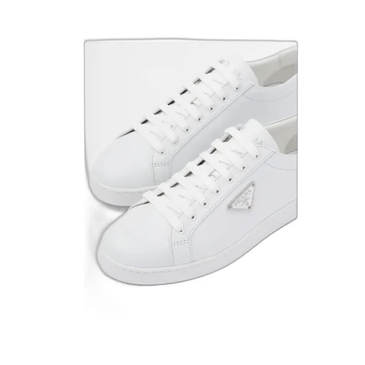 Logo Plaque Low-Top Sneakers