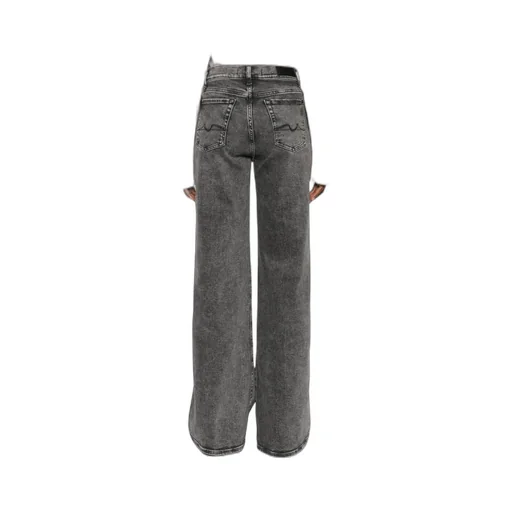 7 For All Mankind