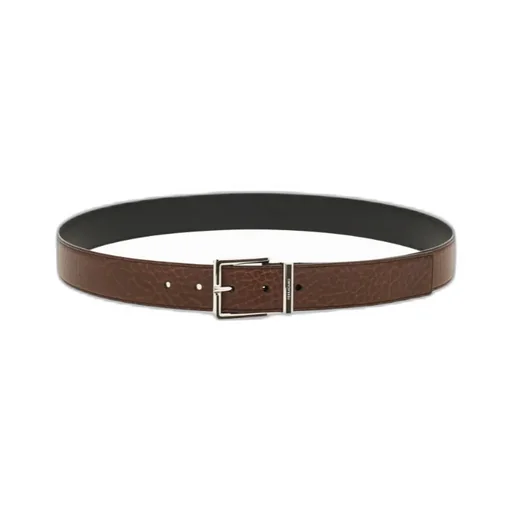 Fixed Belt With A Square Buckle