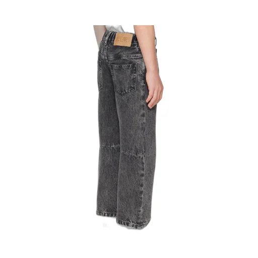 Straight-Leg Jeans