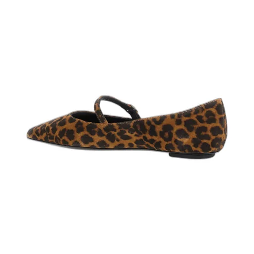 Emilia Mary Jane Flat