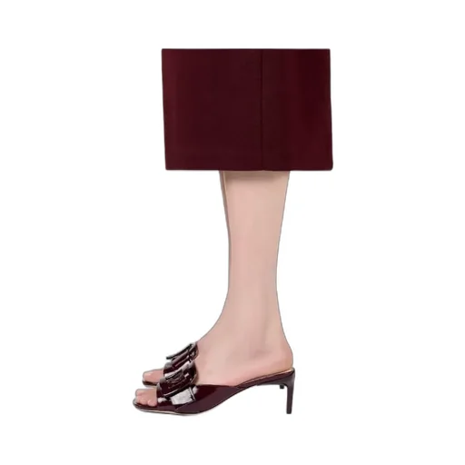 Viv' Canard Mules In Patent Leather