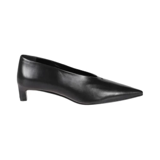 Pointed-Toe Leather Pumps