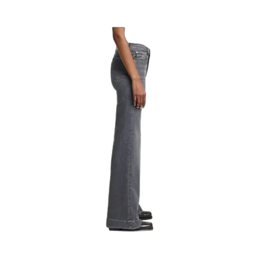 7 For All Mankind