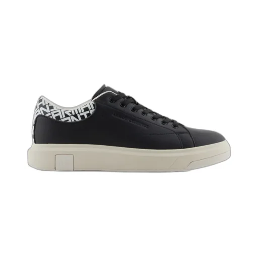 Logo Sneakers