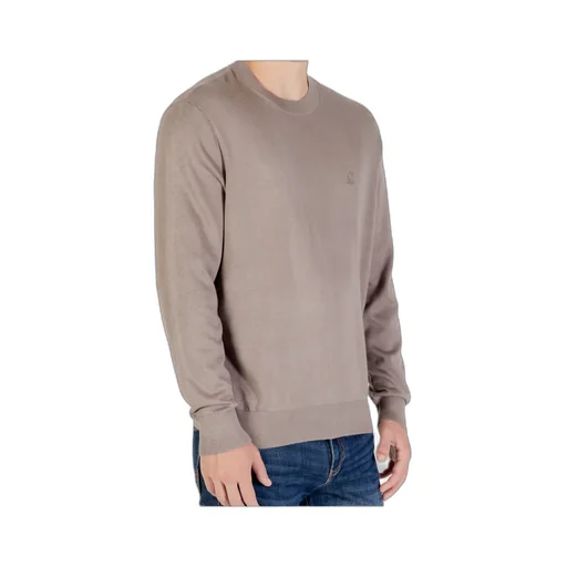 Long-Sleeved Knitted Shirt