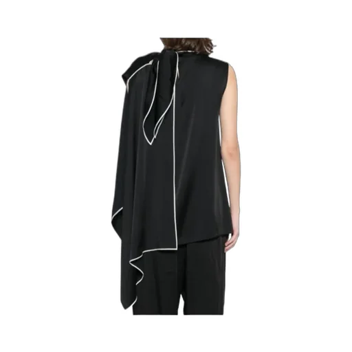 Sleeveless Top
