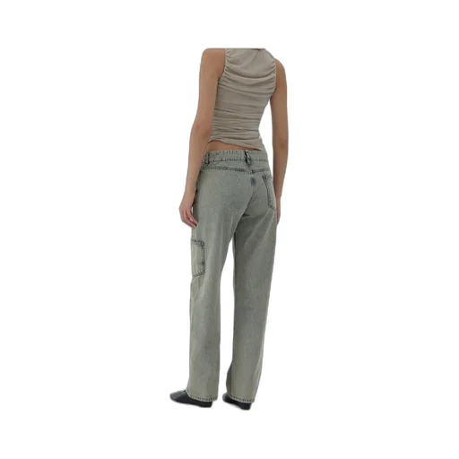 Button-Fastening Jeans