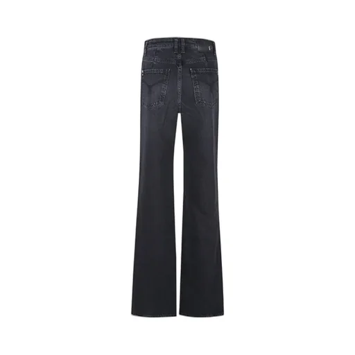 High-Waisted Jeans
